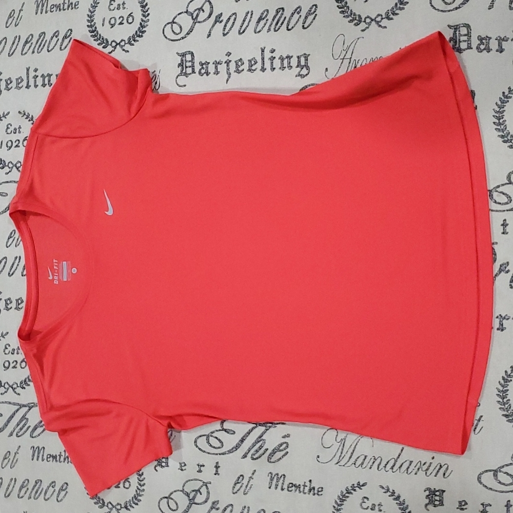 Women's Nike Dri-Fit T-Shirt Size M